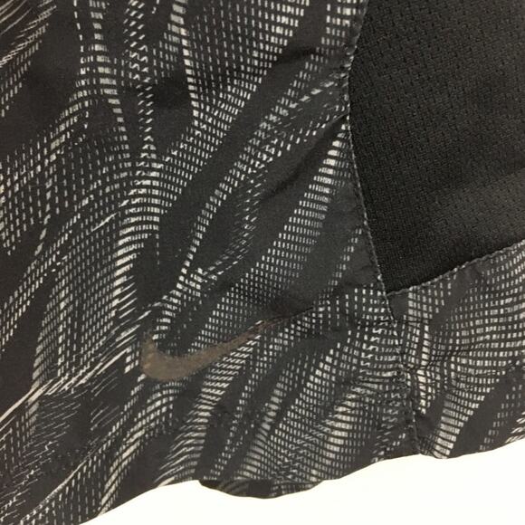 Nike DRI-Fit Running Shorts Size Small - Picture 4 of 10